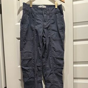 Hollister Cargo Pants in Navy Blue